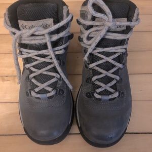 Women’s Columbia Hikers